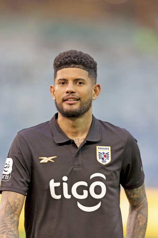 Andrés Andrade im Porträt.